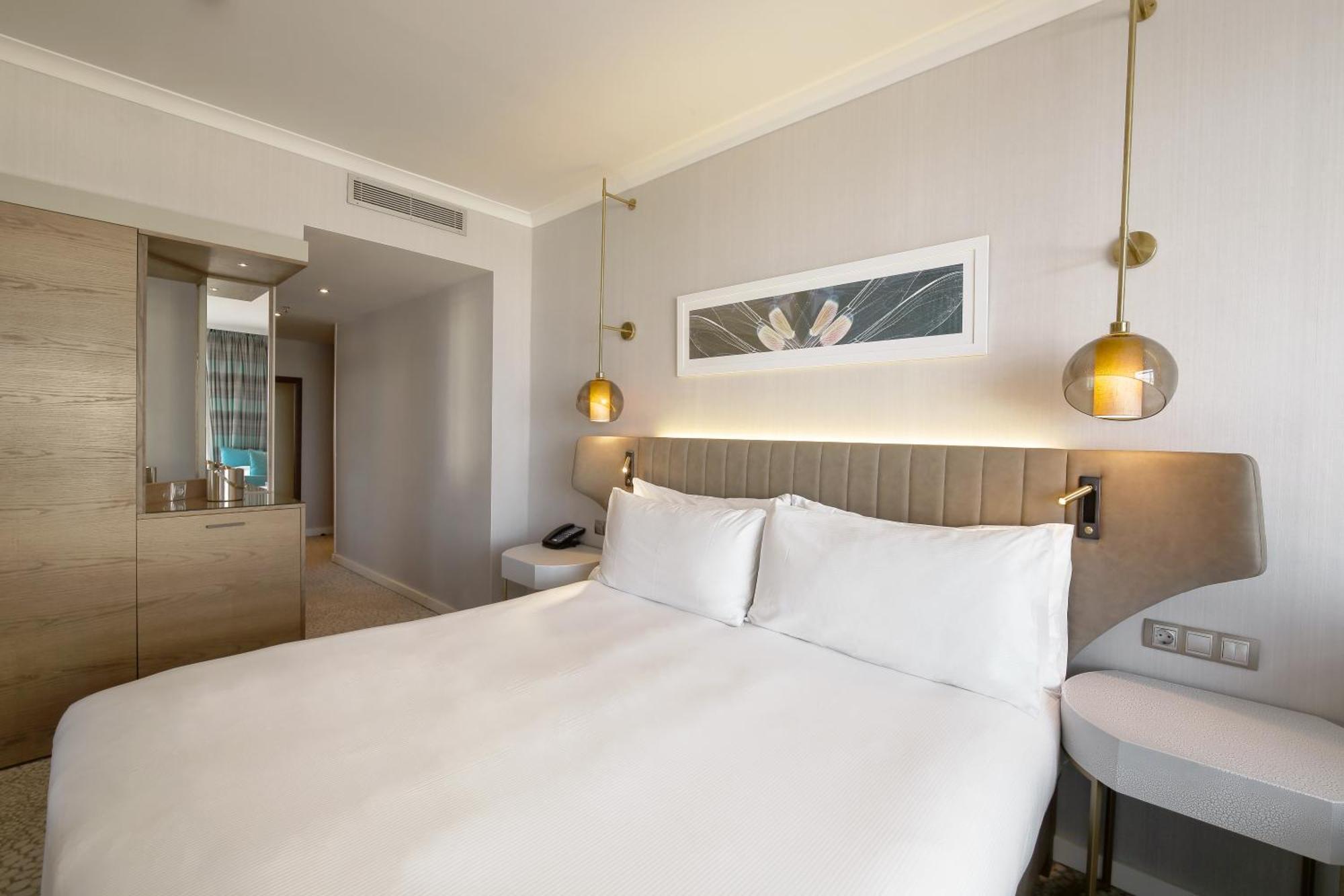 Hotel Hilton Diagonal Mar Barcelona Exterior foto
